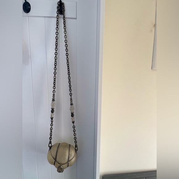 Maya Evangelista Resin Bag - Picture 2 of 6